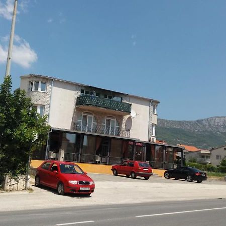 Apartman Julienne Kaštela エクステリア 写真