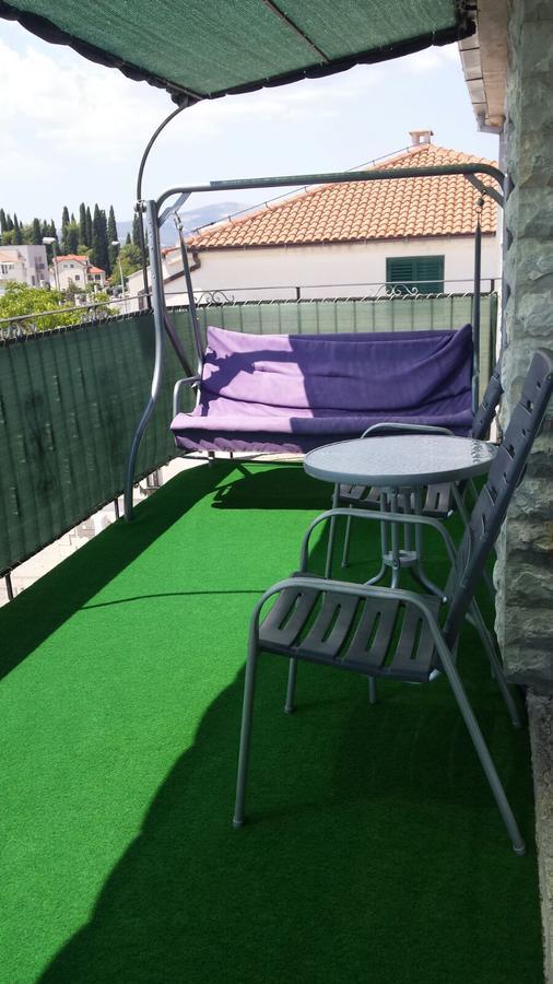 Apartman Julienne Kaštela エクステリア 写真